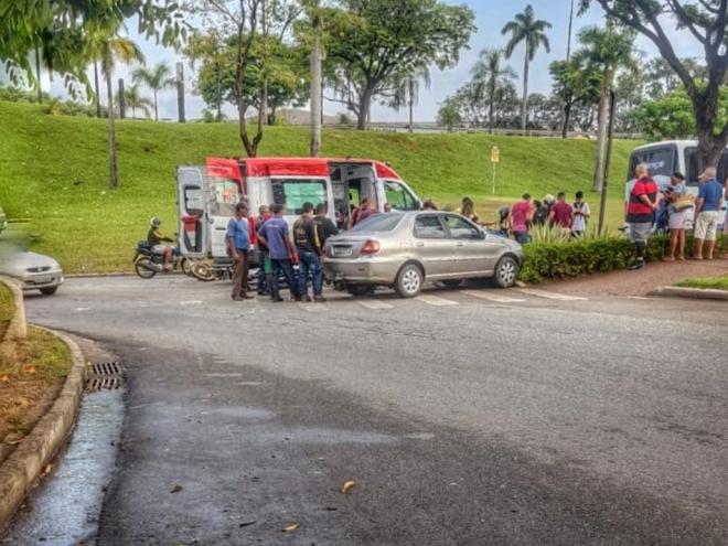 Morre motociclista envolvido em acidente na rotatória no Veneza I em