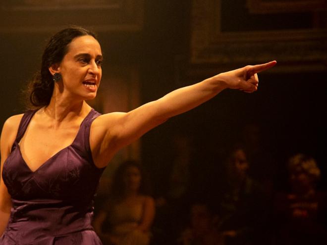 Na peça, Nastácia é a representação mais profunda da luta de uma mulher 