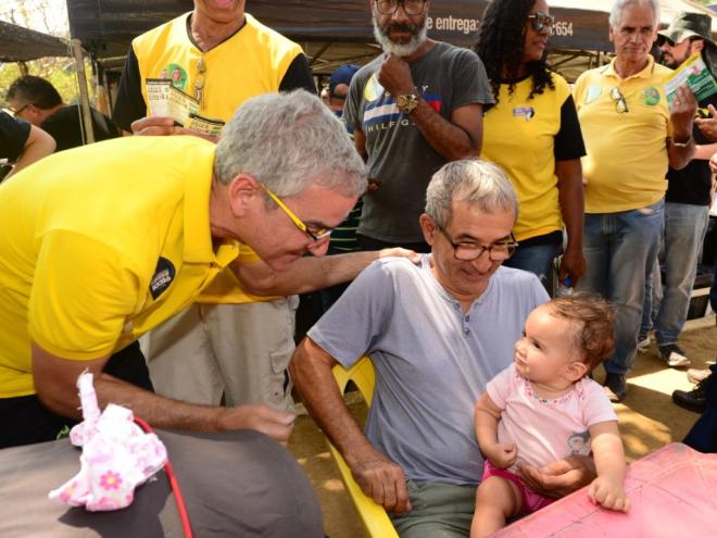 Agenda do parlamentar inclui novas caminhadas e carreatas pelos municípios da região