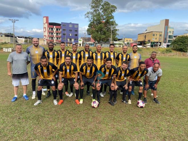 O Sem Futuro conseguiu equilibrar experiência e juventude para vencer um importante duelo contra o Vale Alto
