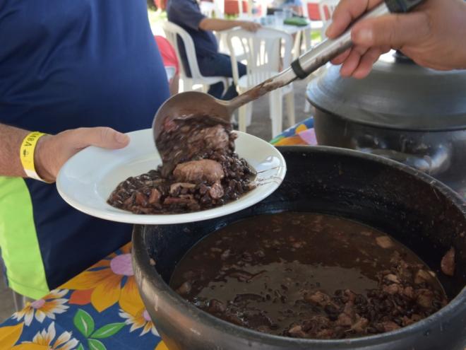 Prato pode ser degustado no local ou embalado para viagem