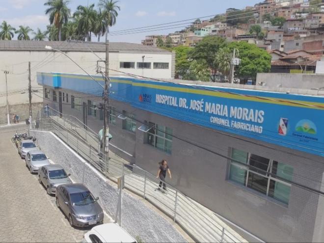 Homem de 50 anos levou um golpe de faca no pescoço e precisou de atendimento no Hospital José Maria Morais 