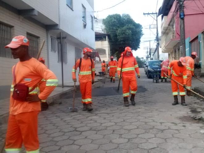 Os serviços executados são basicamente de manutenção, mas num nível mais intenso e regular