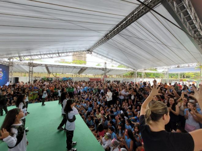 Em parceria do Sebrae Minas com o município de Ipatinga, iniciativa teve exposição de projetos desenvolvidos por estudantes  