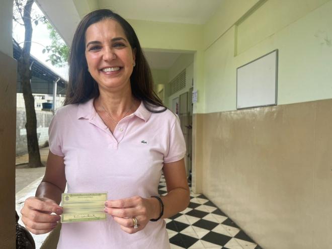 Ledvania se emocionou ao falar do orgulho em exercer o direito ao voto 