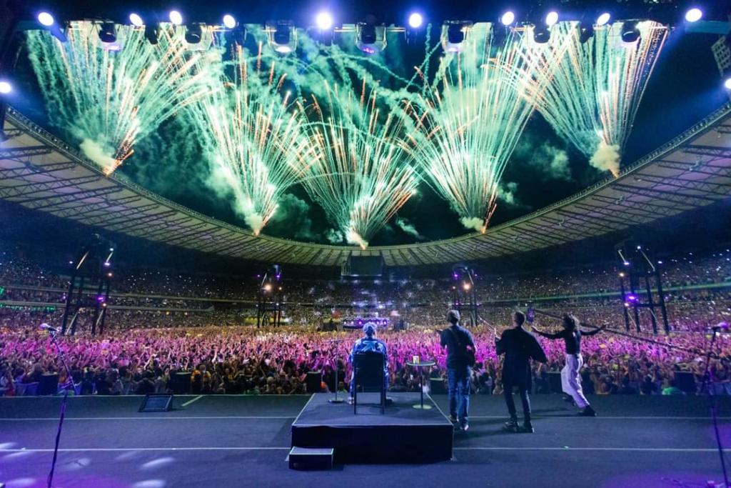 Apresentação no Mineirão encerra a turnê internacional A Última Sessão de Música”, que estreou em junho e passou por São Paulo, Rio de Janeiro, Pernambuco, Estados Unidos, Itália, Espanha, Portugal e Inglaterra