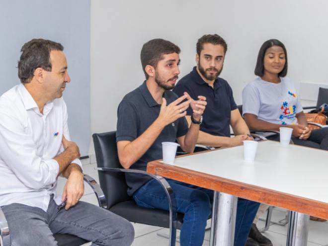 Convênio foi habilitado a partir de emendas de vereadores e visa oferecer atendimento direto a famílias de crianças com TEA, além de mobiliar sede de instituição