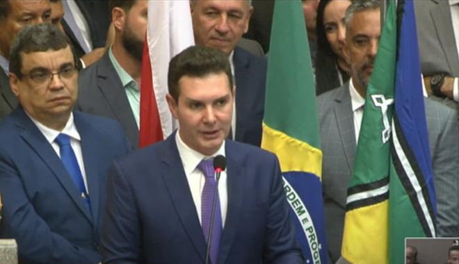 Jader Filho assumiu o Ministério das Cidades e anuncia retomada urgente do Minha Casa, Minha Vida 
