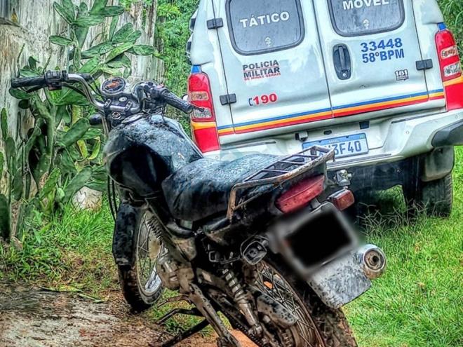 Uma das motos furtadas que foi localizada pela Polícia Militar durante patrulhamento