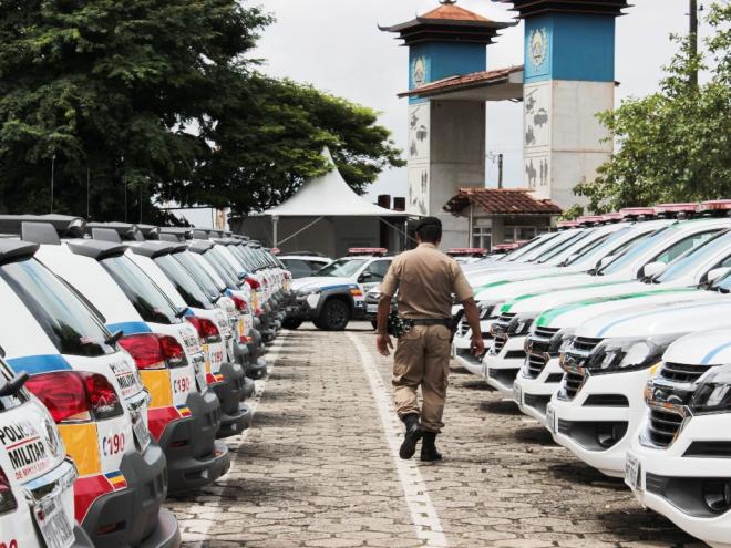 A remuneração básica inicial para soldado de 2ª Classe é atualmente de R$ 4.360,83