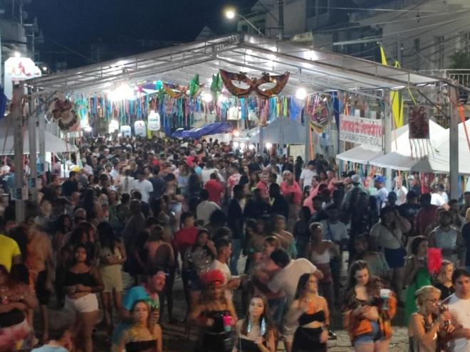 A noite de sexta-feira (10) foi bastante agitada em São José do Goiabal 