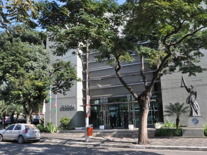Juiz da Vara de Execuções Penais determinou a prisão do homem acusado das agressões