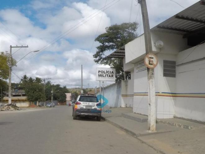 A Polícia Militar de Cachoeira Escura, em Belo Oriente, foi acionada para atender a uma ocorrência de homicídio tentado e acabou descobrindo que a vítima estava envolvida com o tráfico de drogas 