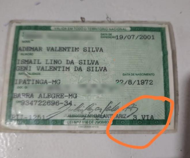 Nova via do RG foi tirada ainda em 2001, ano em que Ademar Valentim perdeu a outra via da carteira de identidade