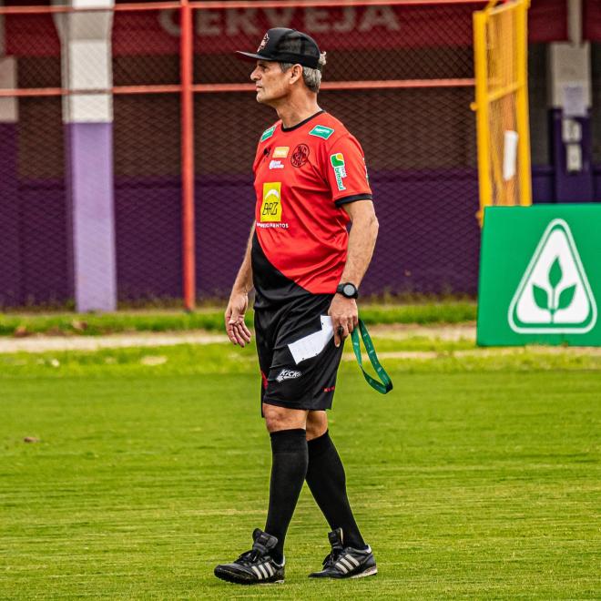 O treinador do Pousão, Eugênio Souza, já comandou o Ipatinga em duas oportunidades