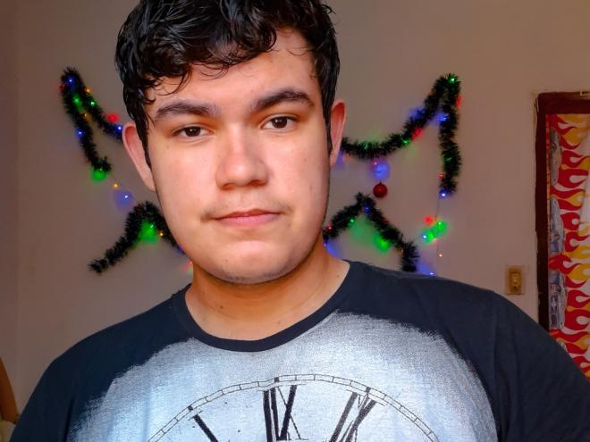 Aos 20 anos, o escritor ipatinguense Rodrigo Seara lança livro de estreia: suspense e terror