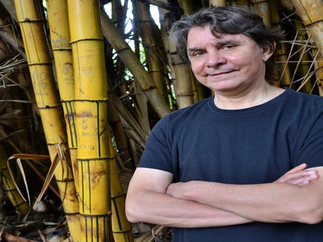 Lô Borges lança novo disco em BH