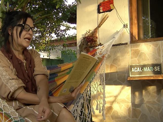 A escritora Gláucia Cota é especialista na obra de Drummond