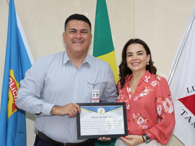 Vereador Luciano Lugão entregou Moção de Aplausos Tatiana Alves Torres, nova superintendente da Polícia Federal em Minas Gerais