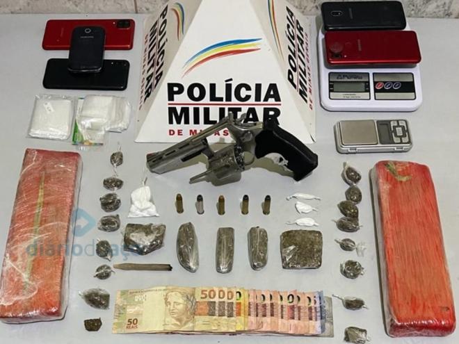 Os objetos apreendidos depois da abordagem aos dois jovens no bairro Bom Retiro