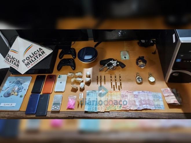 Todos os objetos apreendidos durante o cumprimento do mandado de busca e apreensão
