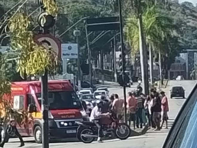 Vítima foi socorrida e levada ao hospital com vida, mas não resistiu e morreu