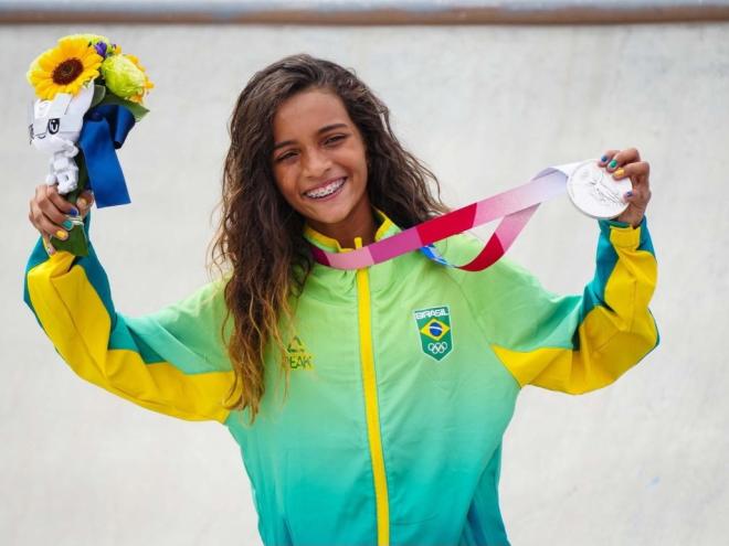 Um dos maiores fenômenos dos últimos anos, ela é a atleta mais jovem do Brasil a participar de uma Olimpíadas