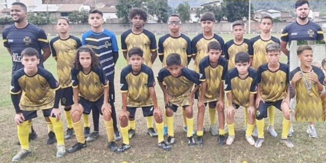 Ao final, o Sub-13 do Desportivo coroou a boa campanha com o título
