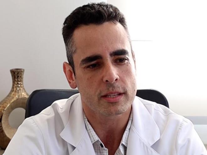 ''Nós médicos estamos aqui para ajudar, mas só vamos conseguir vencer esse preconceito por meio da informação'', disse o urologista