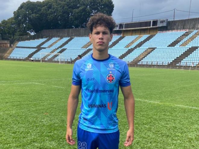Valdson, cria da base do oriente EC e destaque na disputa do Mineiro, de 18 anos, segue em busca de novo objetivo em Rondônia 