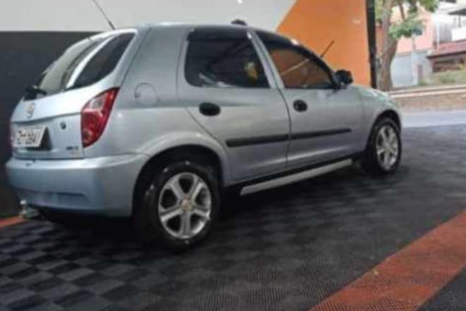 Celta tomado no roubo pelos criminosos em Ipatinga 