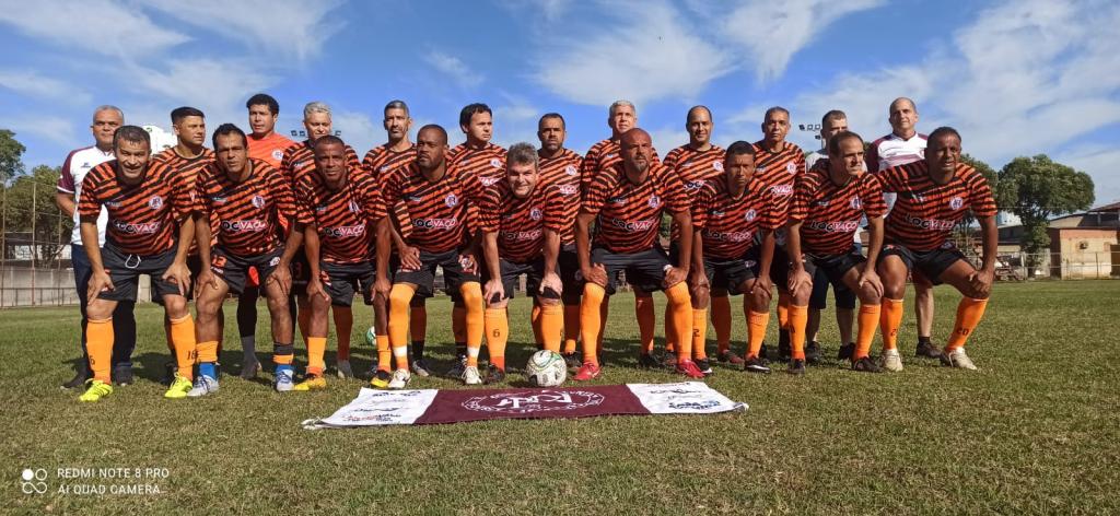 Equipe precisa de apenas uma vitória para erguer a taça