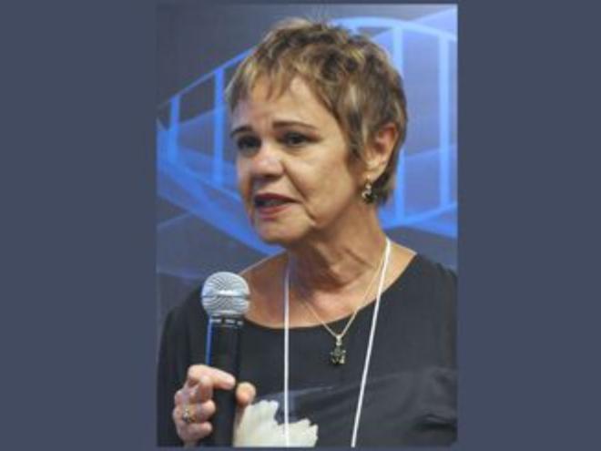 Coordenadora da Assessoria Clínica de Bio-Manguinhos/Fiocruz, Lurdinha Maia destaca importância da vacina na erradicação da varíola 