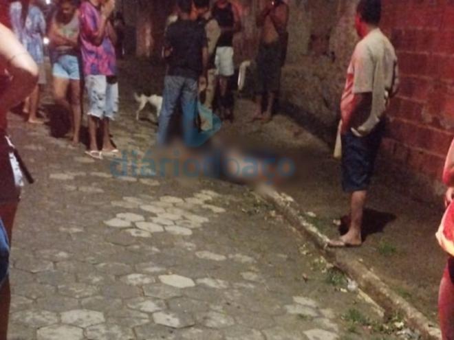 O local do crime foi isolado pela polícia para o trabalho da perícia da Polícia Civil