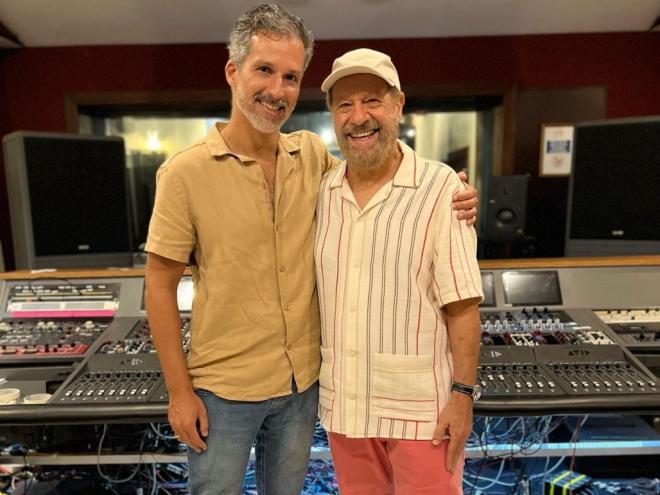 João Bosco e Francisco Bosco: parceria de pai e filho