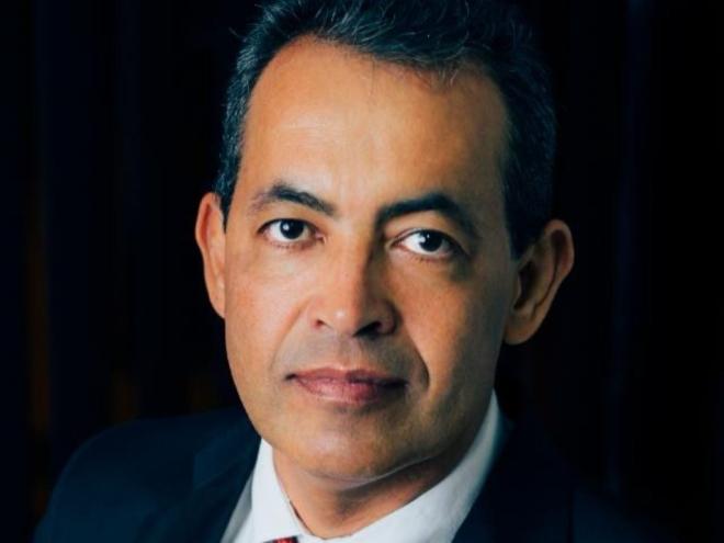 Gerente do Procon de Timóteo, Silvio dos Santos Ribeiro, dá dicas de como ir às compras natalinas de forma segura