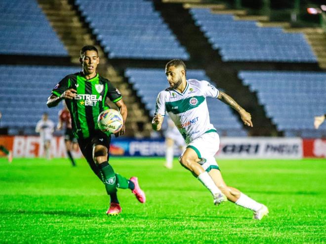 O jogo foi amplamente dominado pelo América, na maior goleada sofrida pelo Tigre em seus domínios