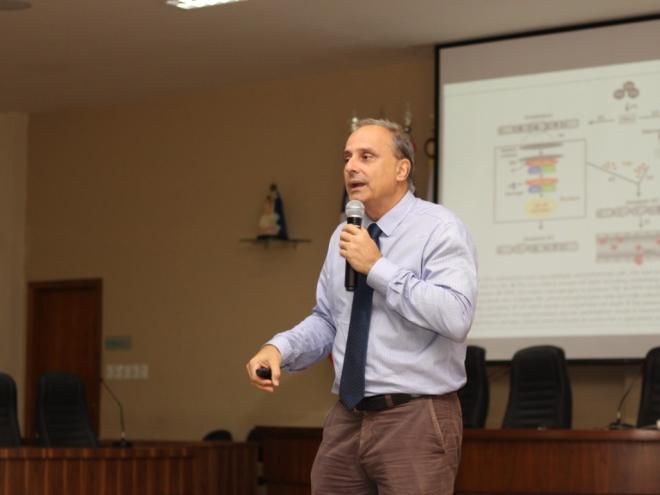 O infectologista Antônio Carlos Bandeira manifestou preocupação com o ressurgimento do sorotipo 3 da dengue no país ? que não circulava de forma epidêmica há mais de 15 anos