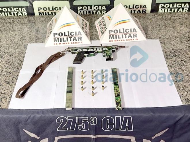 A submetralhadora de calibre 380 é de fabricação artesanal e estava em uma residência no Jardim Vitória