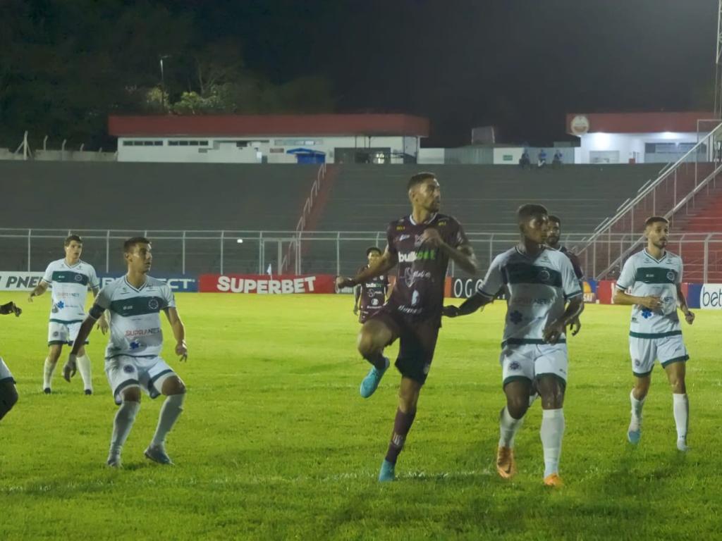 Ipatinga precisa pontuar nos dois jogos em casa para evitar a briga contra o rebaixamento