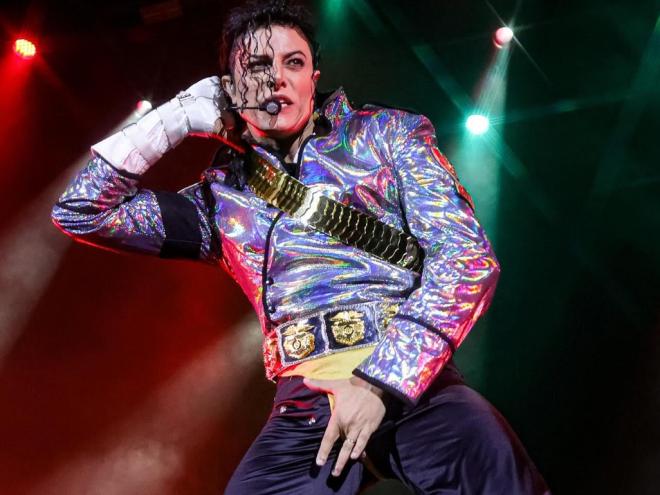 O espetáculo em homenagem a Michael Jackson fica em cartaz no sábado e domingo no Teatro do Centro Cultural Usiminas 