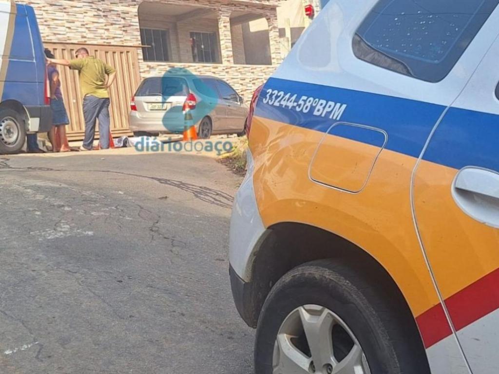 Os policiais militares encontraram José já sem vida, coberto por um lençol