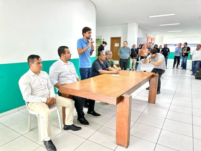 Prefeito Gustavo Nunes destaca importância de desburocratização de processos para agilizar atendimento de demandas em favor da população