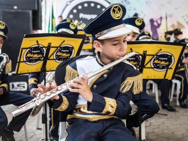 Novas gerações de músicos ganham apoio na cidade: socialização e experiência enriquecedora