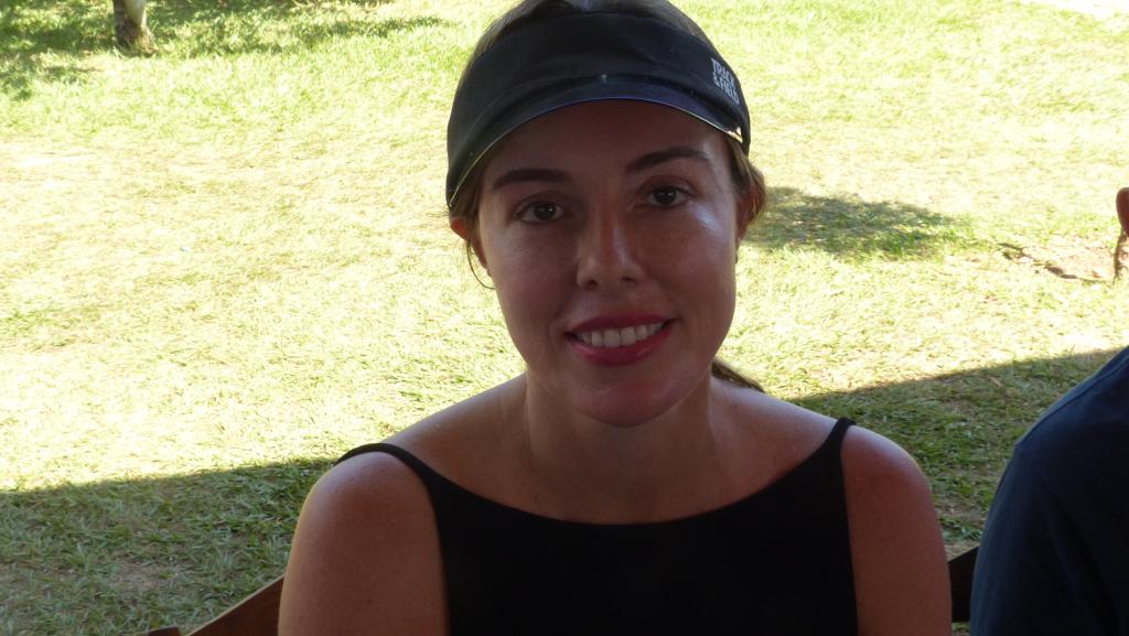 Carolina Finger Martinez Morales, 47, oficial de registro de cartório. Aqui eu vejo que há pessoas de todos lugares e isso é bom para podermos interagir. Com pessoas de Belo Horizonte, de Barbacena. Na cidade tem diversas coisas bacanas, como o Parque Ipanema, onde ocorreu a comemoração do aniversário. Sem contar com restaurantes e shopping. A comemoração foi muito bacana”. 