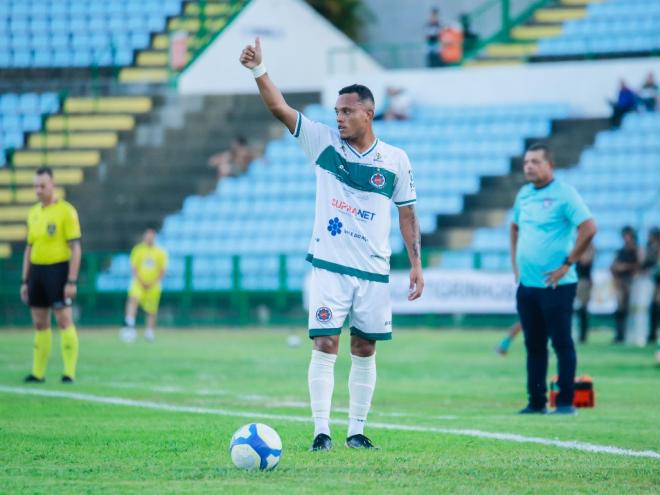 O atacante Douglas Andrade é o destaque no ataque do Tigre para este jogo contra o Serra