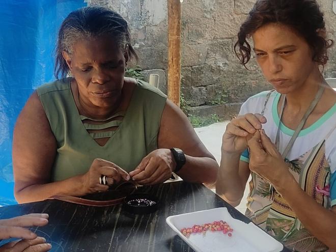 O trabalho ocorre das 12h às 18h de segunda a sexta-feira