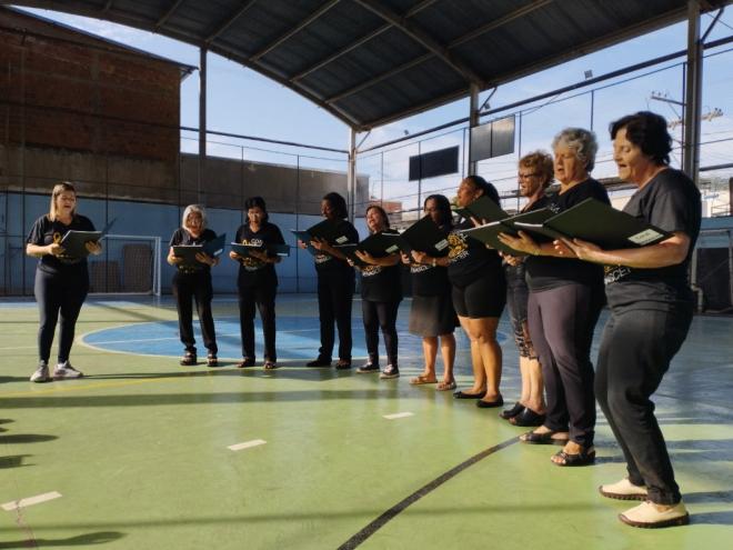 O grupo é formado por pessoas a partir de 60 anos de idade