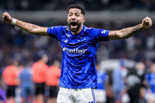 Zagueiro João Marcelo é um dos titulares da equipe celeste