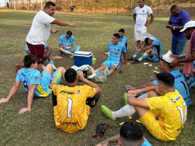 Jogadores e comissão técnica do Novo Cruzeiro cumpriram a meta de subir para a Segundona do Ipatinguense